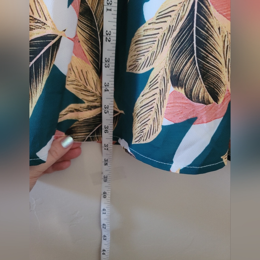 Liza Luxe Tropical Flutter Sleeve Dress - Picture 6 of 11